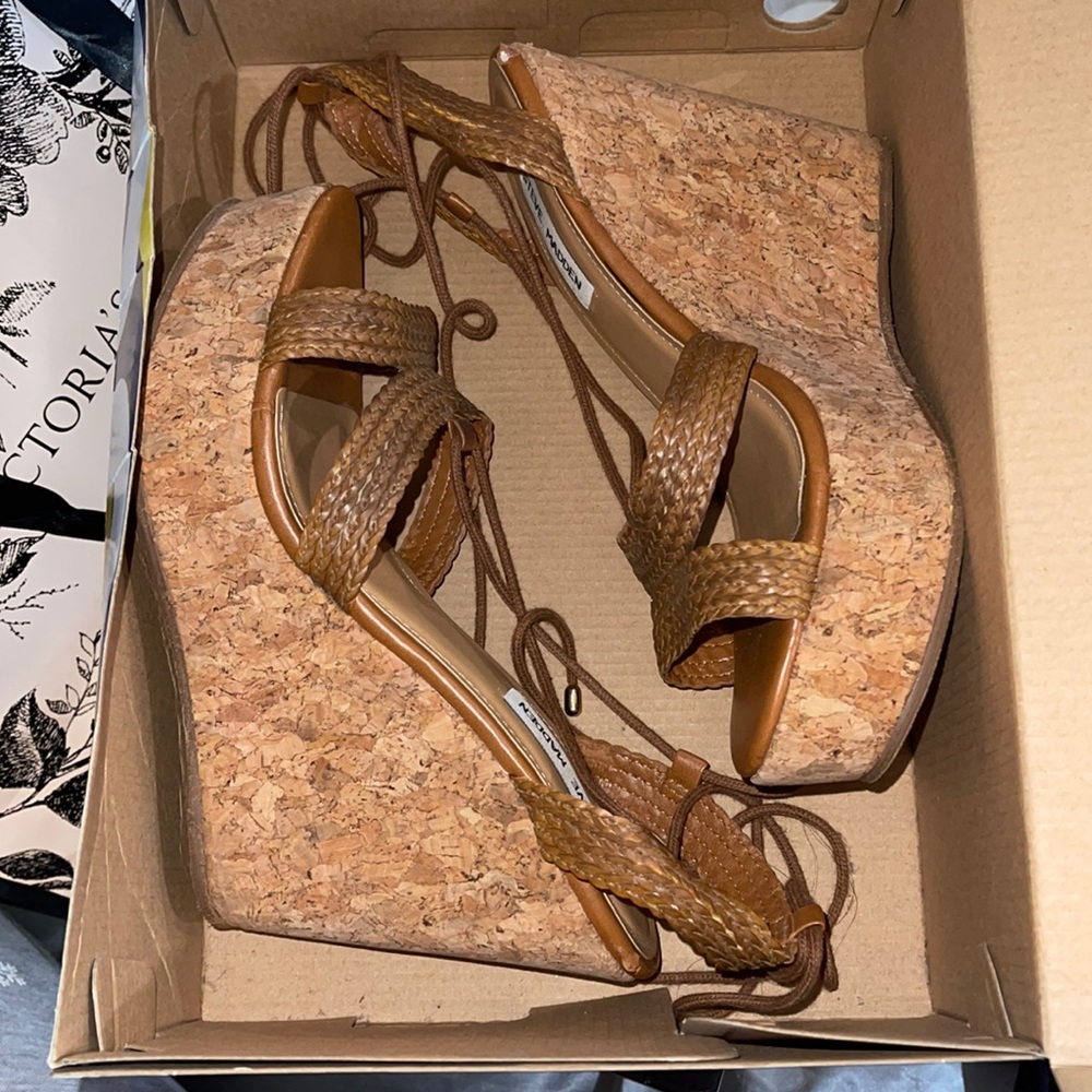 Steve Madden Strap Wedges